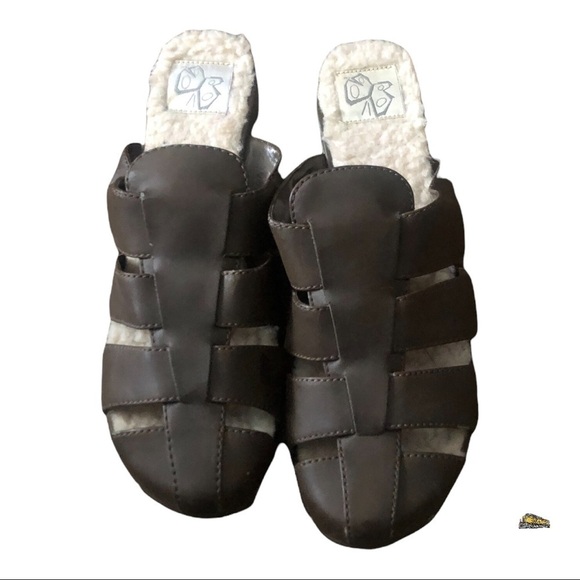 Beautiful womens shoe mule clog brown leather slip on size 9!in Excellent Used - Picture 1 of 6
